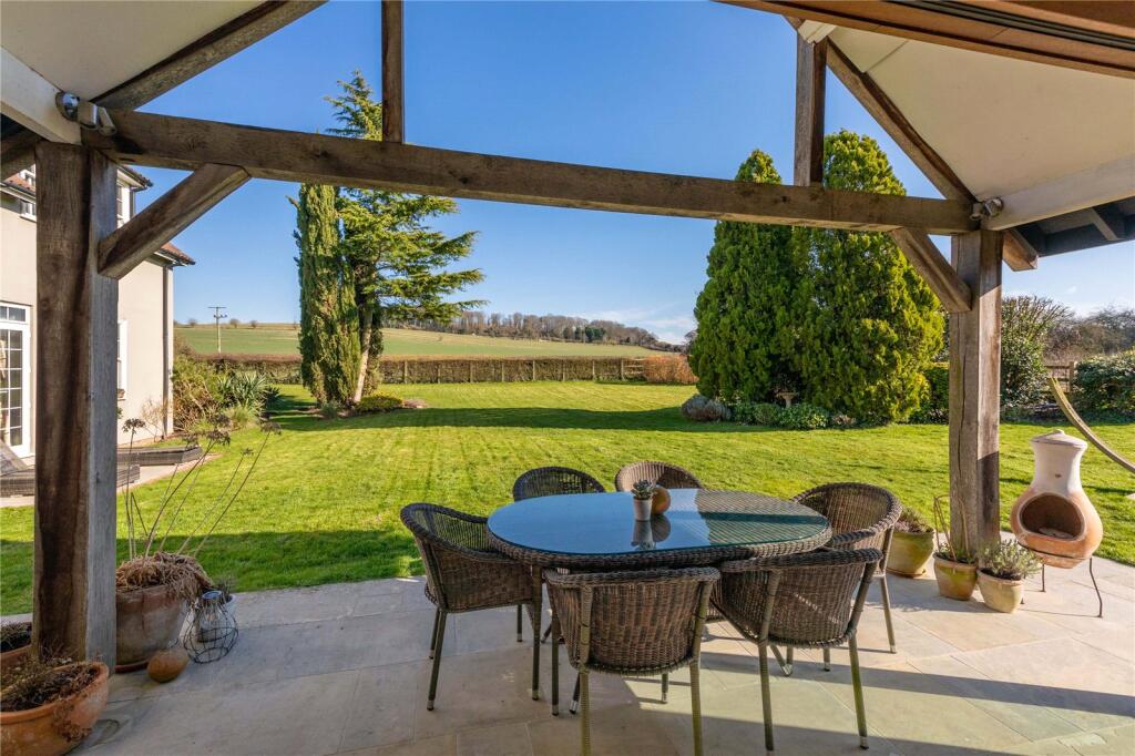 Alfresco Dining Area