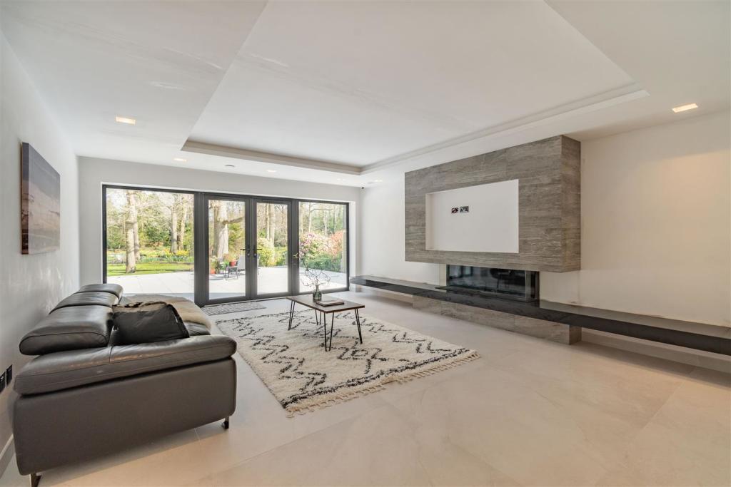 8496053-interior24.jpg