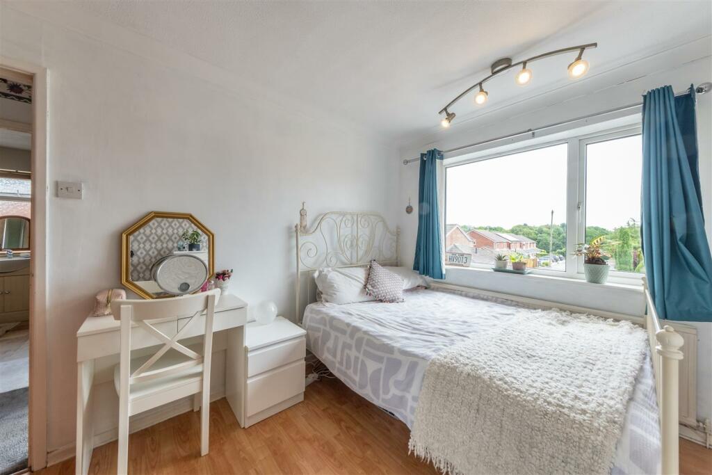 5 Moorlands Avenue-021.jpg