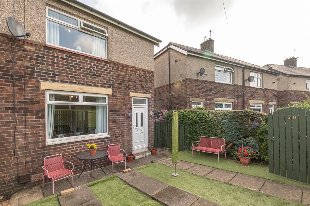 16 - 50 Pollitt Ave HX6 1LE.jpg