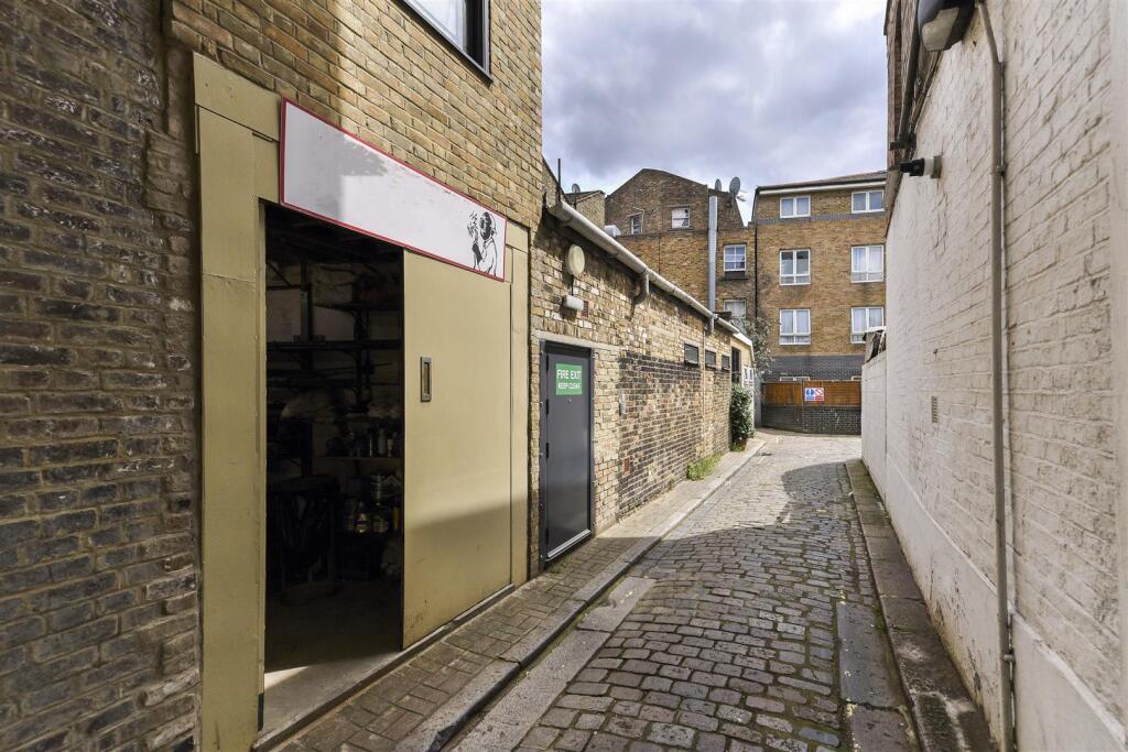 Western Mews-37.jpg