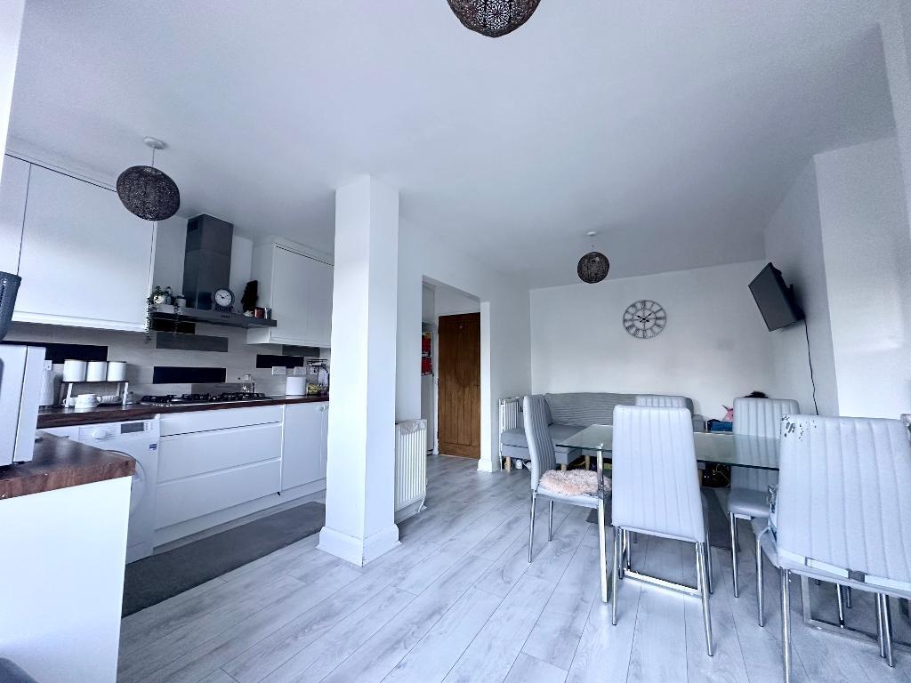 Icknield Road, Leagrave, Luton, Bedfordshire, LU3 2NY