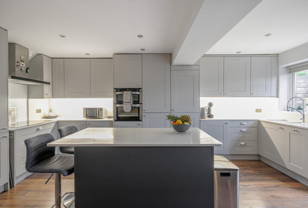 16-68237a437fd9a-...