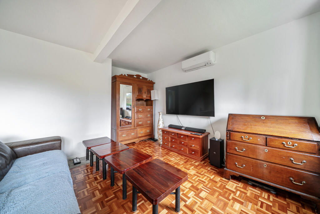 1375296-21-690b59...