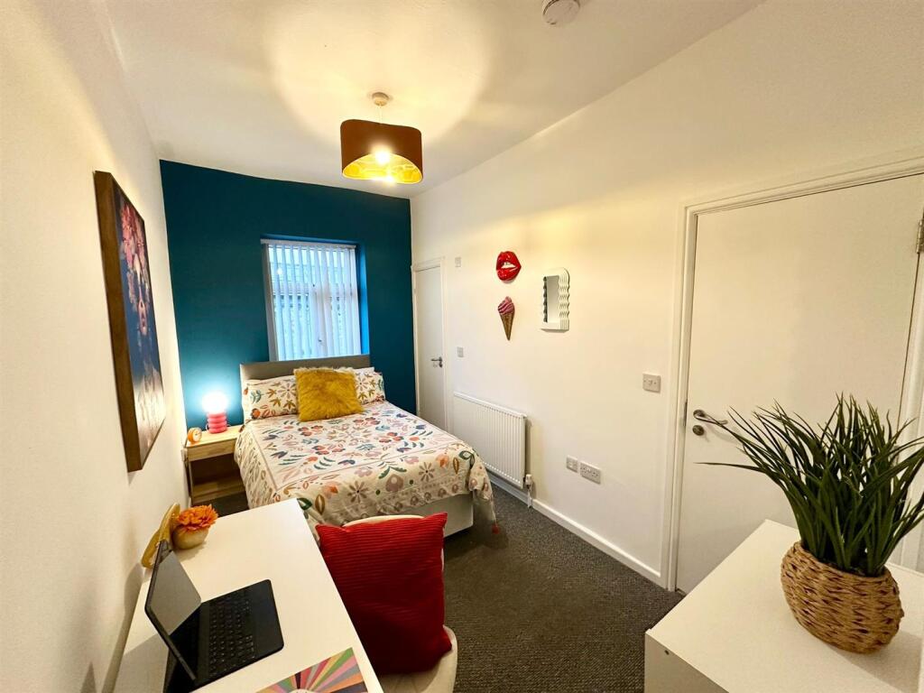 WhatsApp Image 2024-12-20 at 16.27.17_cf7ae9d0.jpg