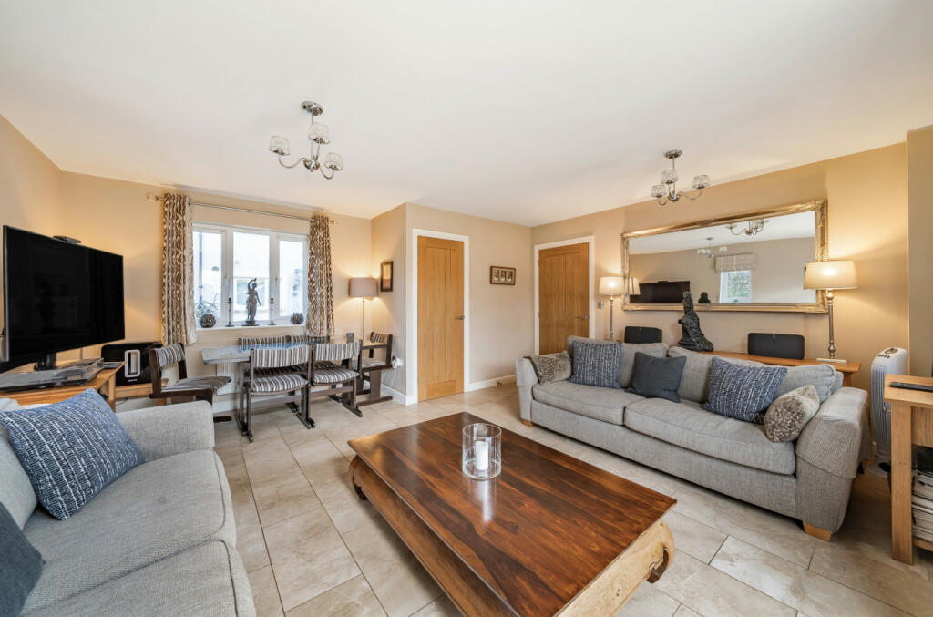 Living/Dining Room