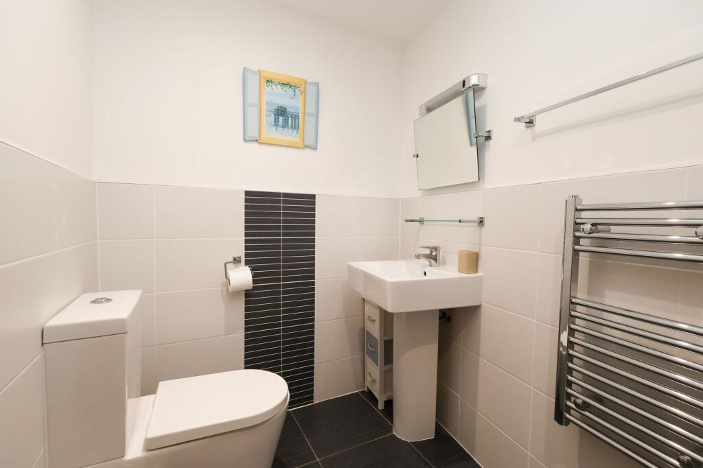 Bedroom 2 Ensuite