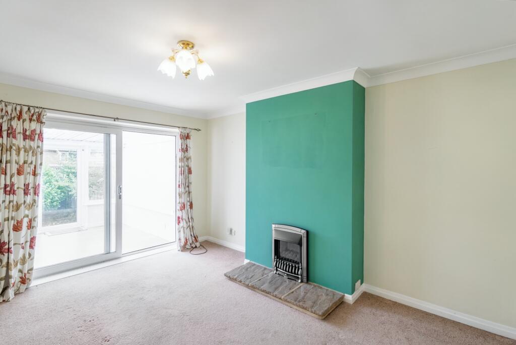 9 Grove Farm Croft, Leeds, West Yorkshire, LS16 6DE