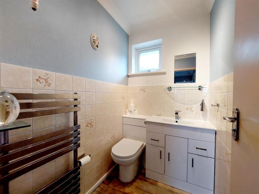 Separate WC