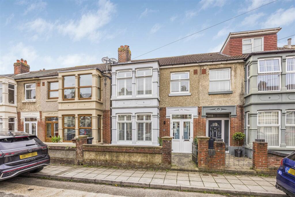 20 Cedar Grove, Baffins-PorticoMarketing-SarahOliv