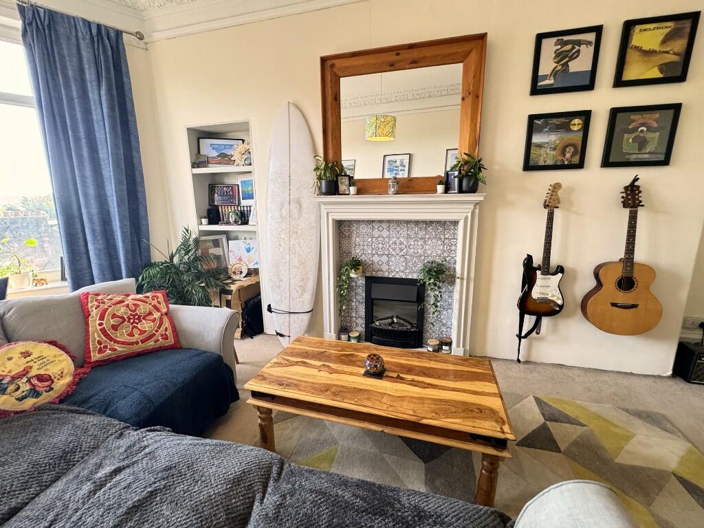 Lounge 4