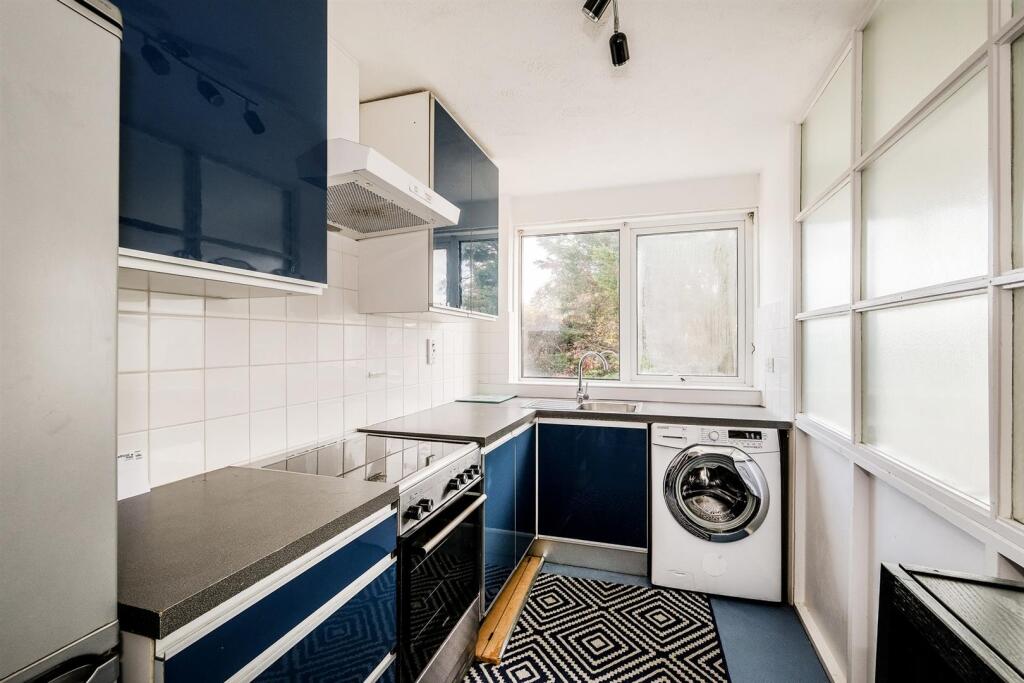 19 Trent Court ewb (11).jpg