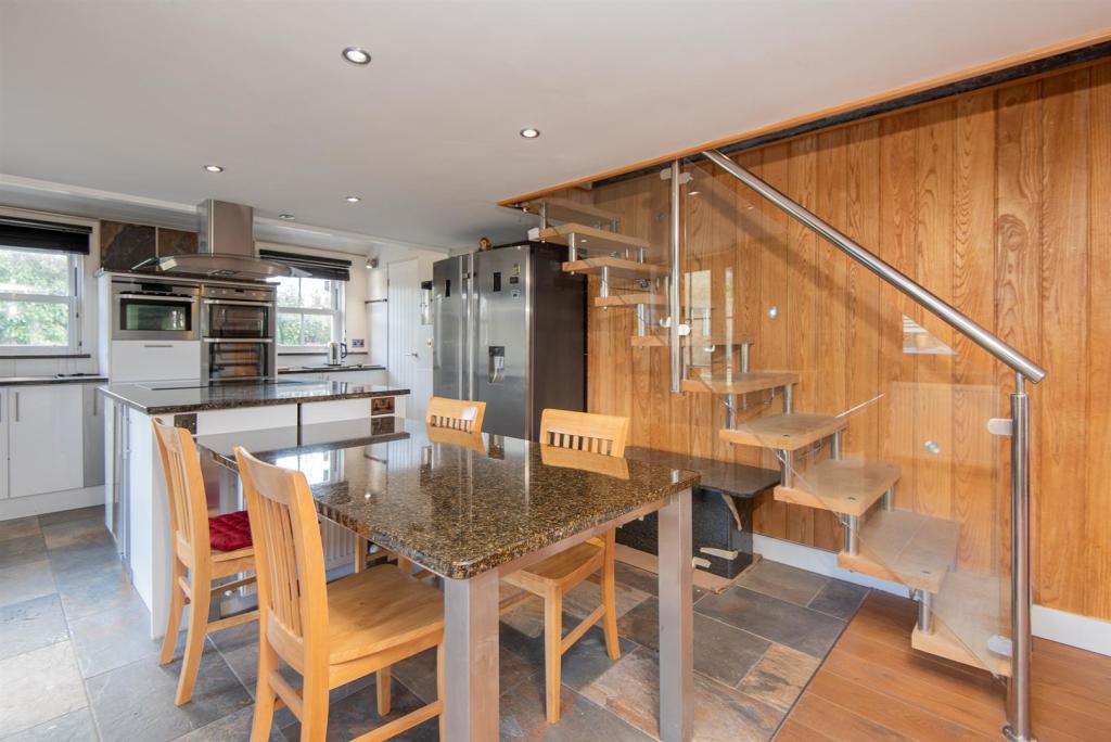 Lane Cottage Dining Kitchen.jpg
