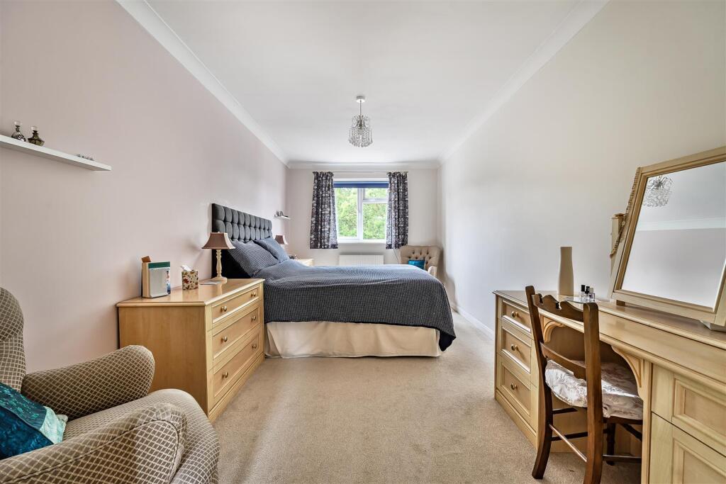 1298361-18-682dff4b4e829-ARW1298361-18-682dff4b4e8