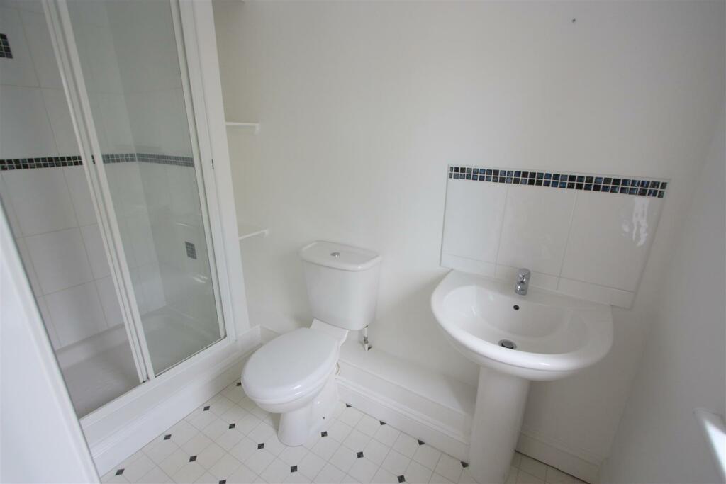 12 Island Point En Suite
