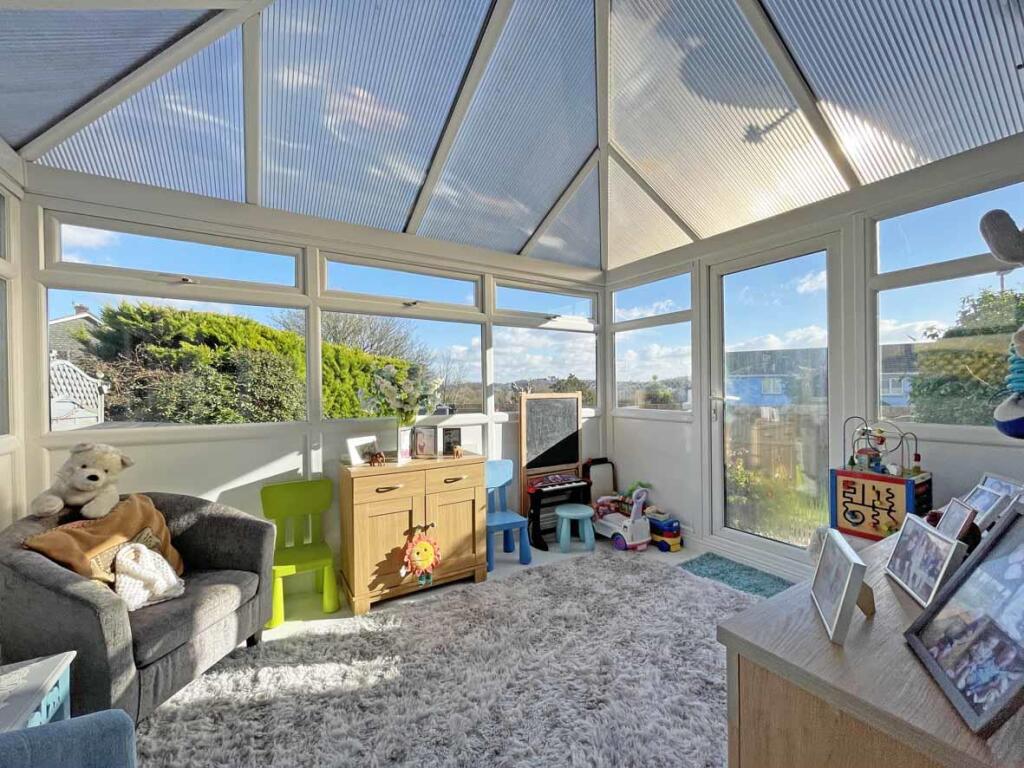 Drax Gardens 23 Conservatory.jpg