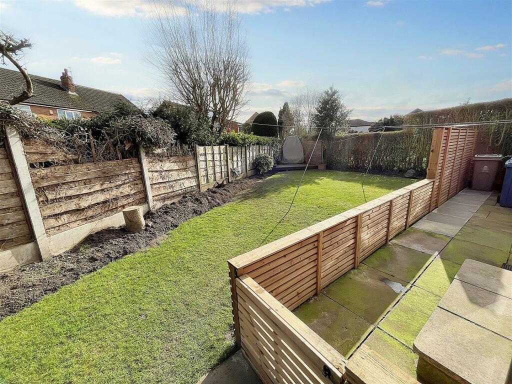 Gardens Aspect 3