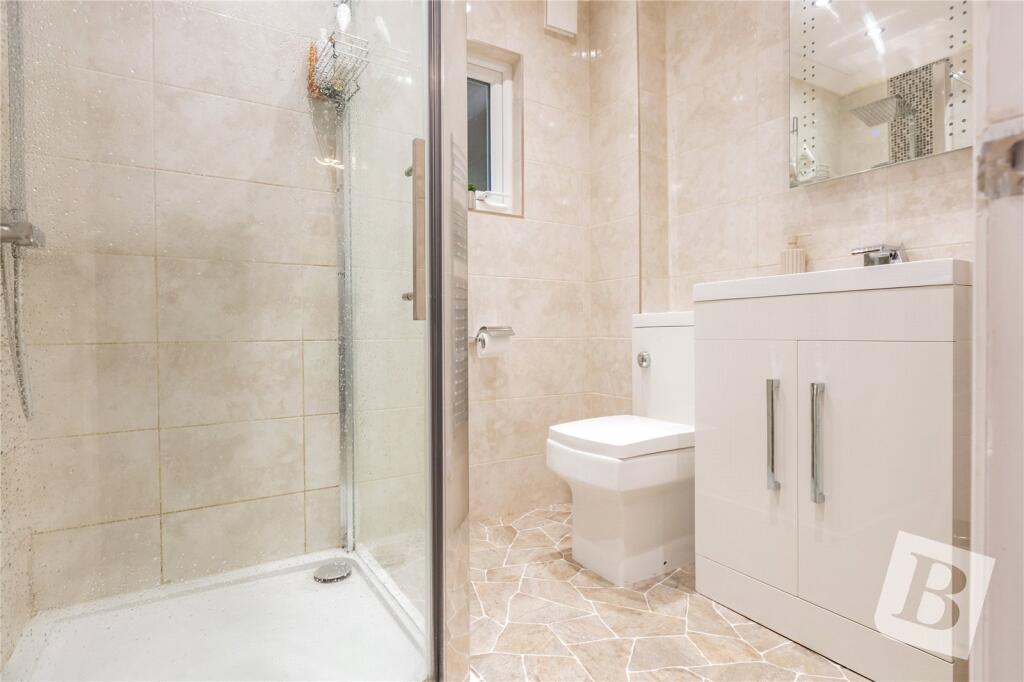 En-Suite 2