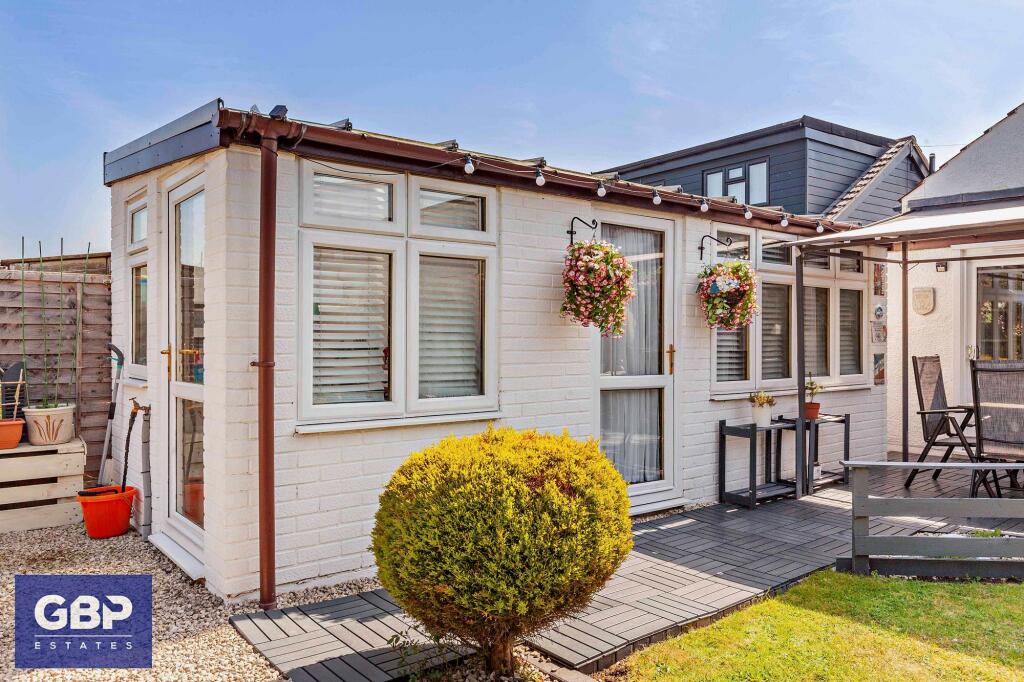 Outbuilding / Utility Room