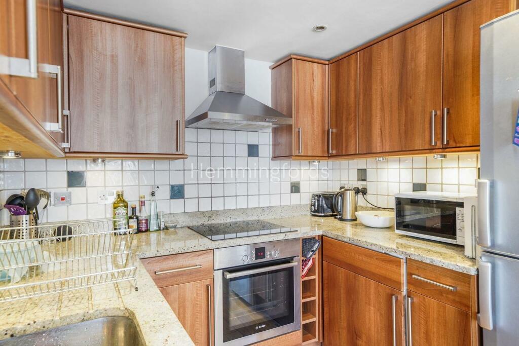 Flat 2, 90a St Johns Wood High Street - oscrIW4YcR