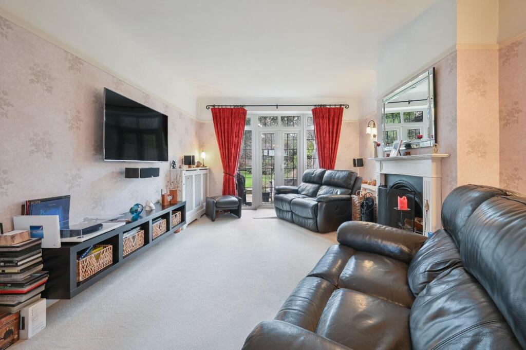 VERNON WALK, - (1).jpg