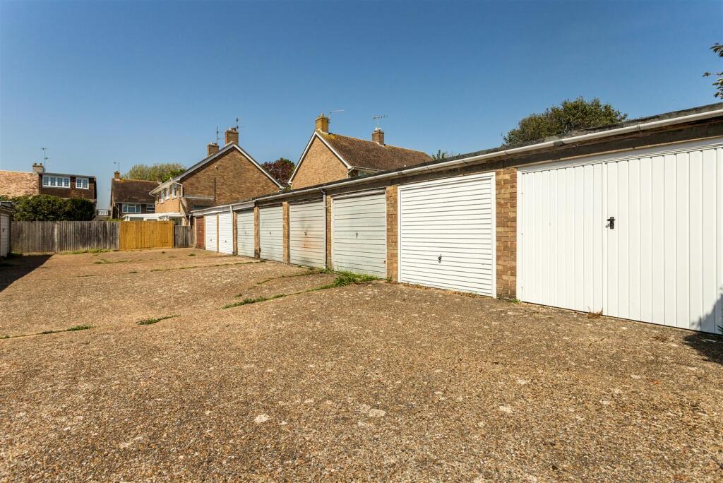 31 Greenacres_20.jpg