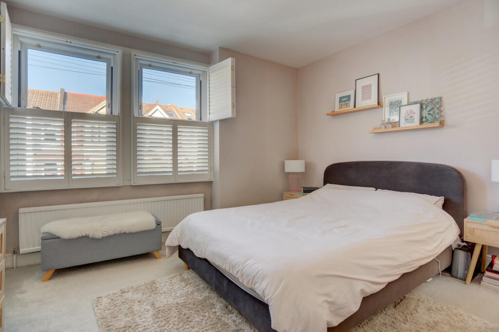 bedroom3