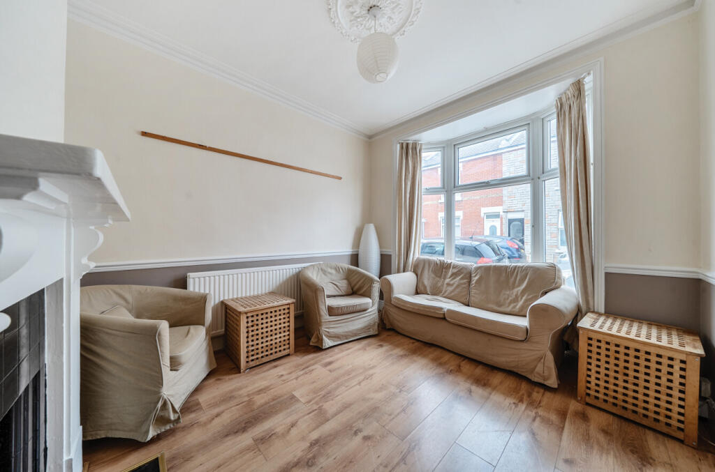 1333858-1-688b5a1...