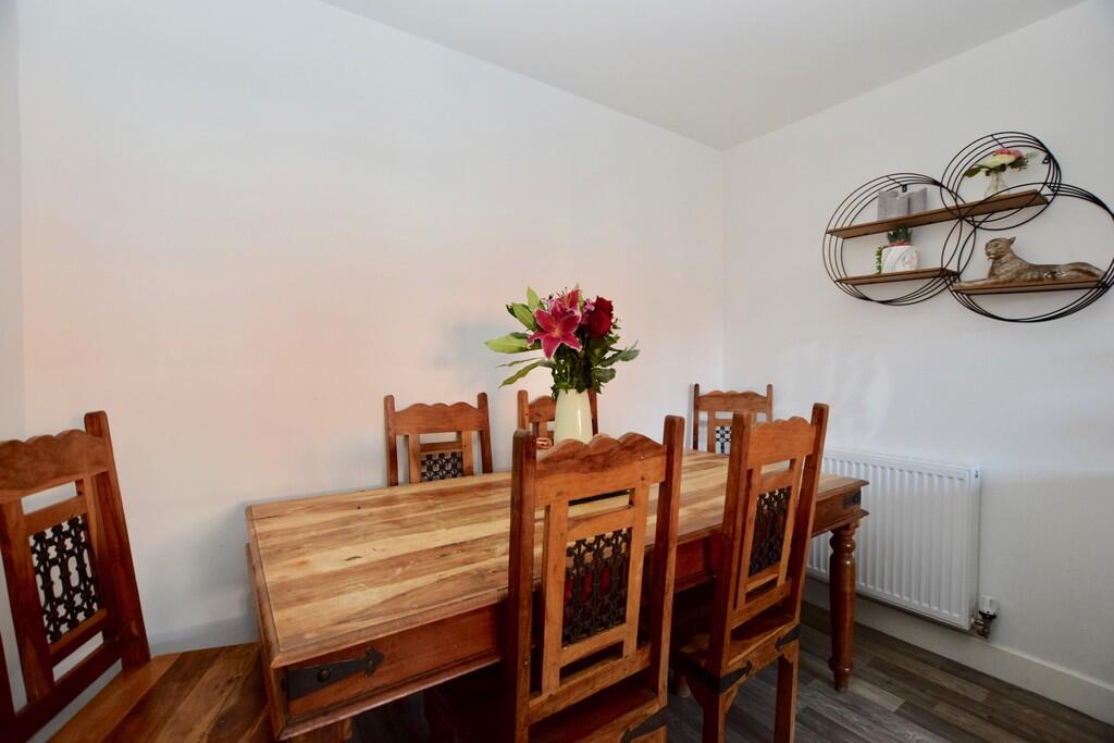 Kitchen/Dining Ro...