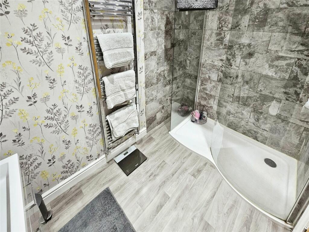 En-Suite Shower/Wc