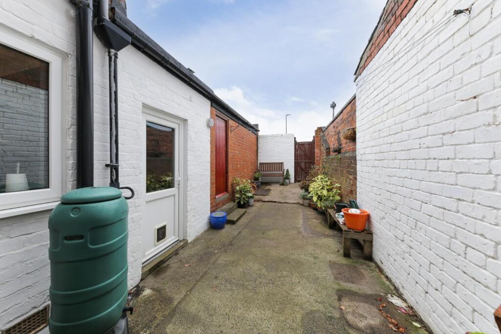 Rear Courtyard-Edit.jpg