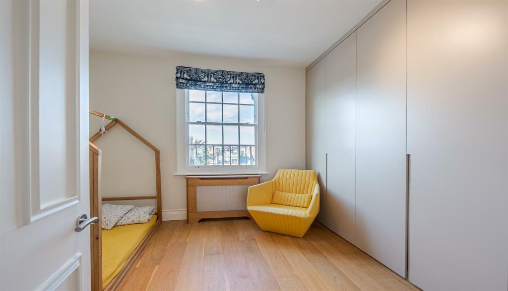 Lexham Gardens 94C-10.jpg