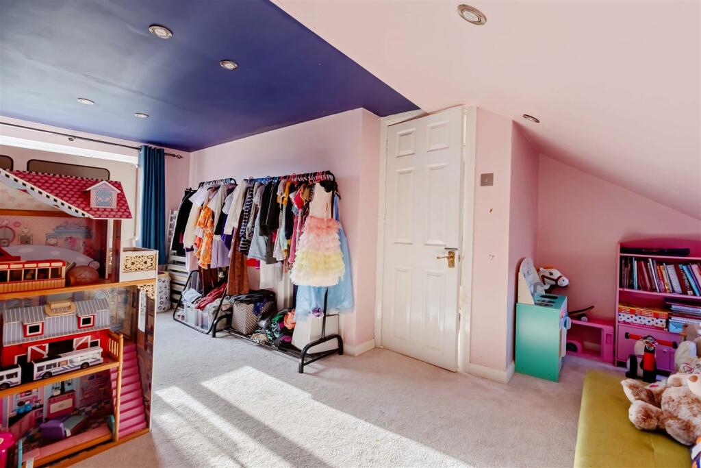 52 Guildford rd_2.jpg