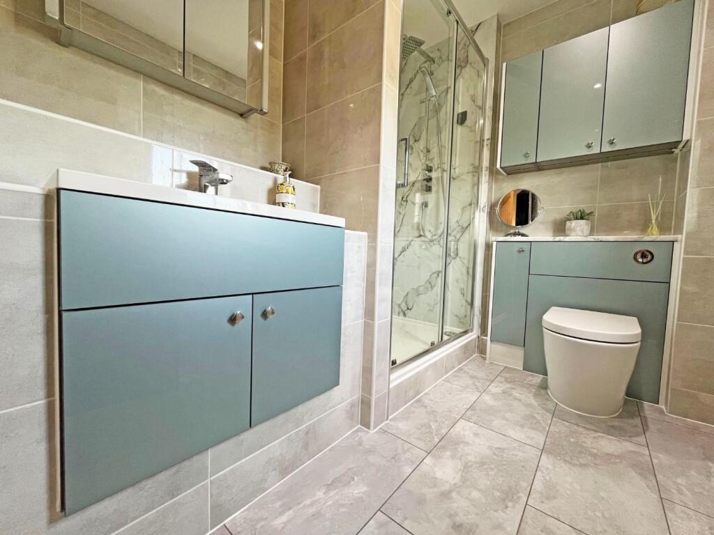 En Suite.jpg