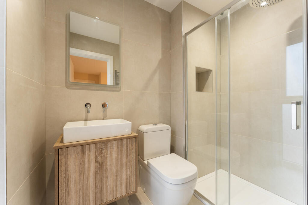 Bedroom Two En-Suite