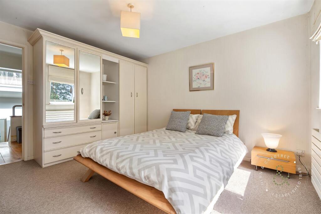 Internal Penhill (13).jpeg