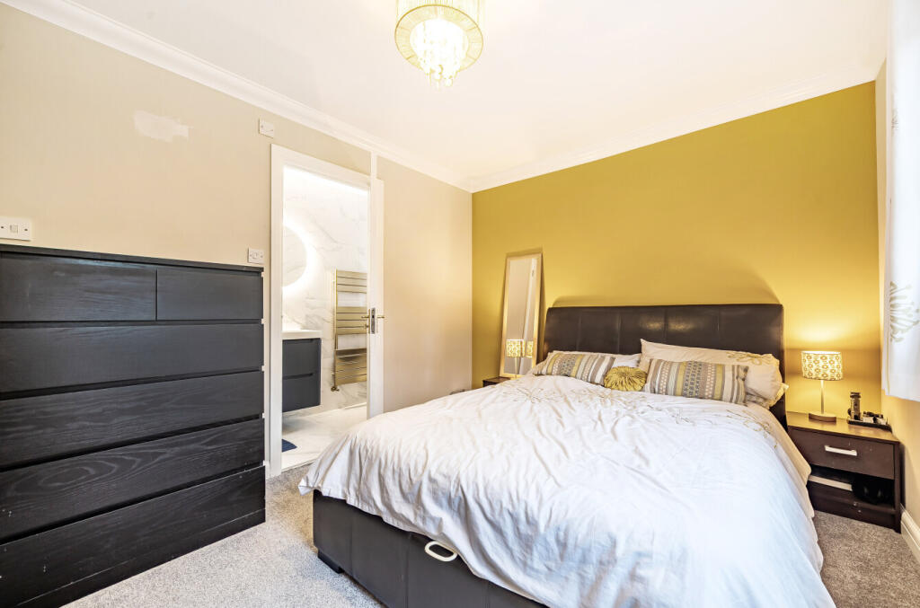 10-1359272-4-68d6...