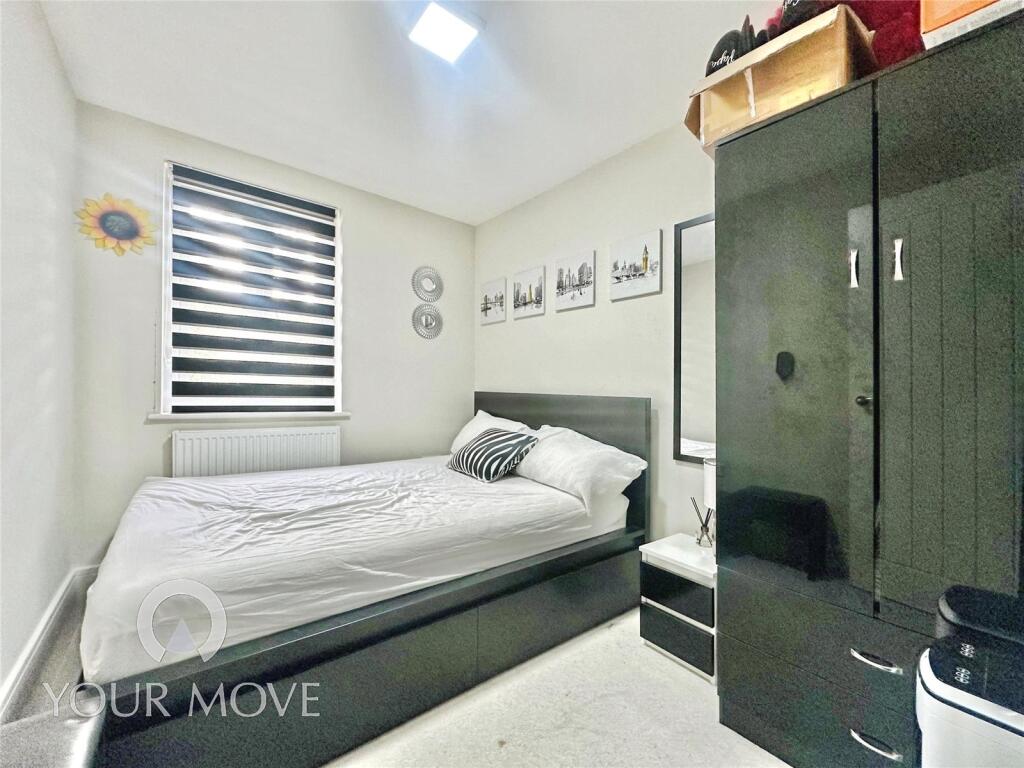 #yourmovedartford