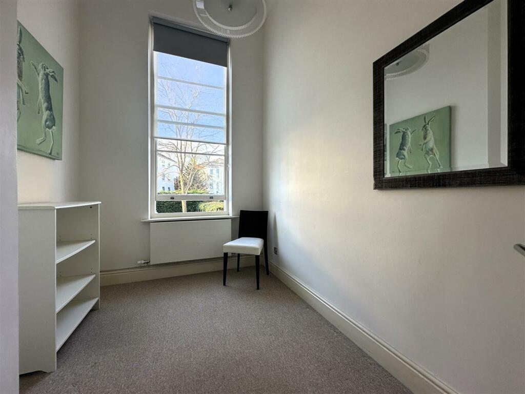 Bedroom 2 II.jpg
