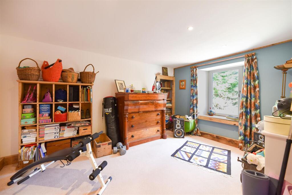 Bedroom-two.jpg