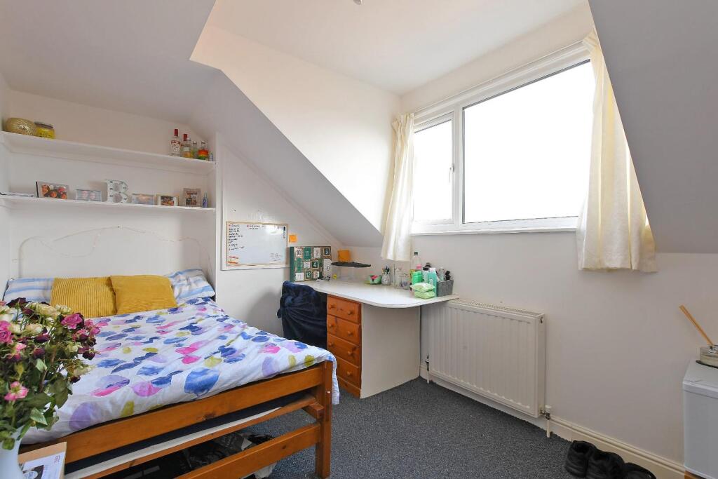 Bedroom 5