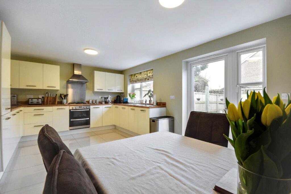 Kitchen / Diner