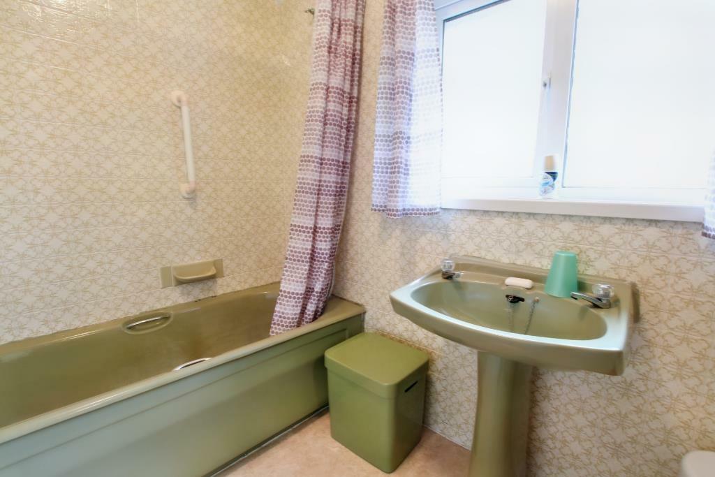 bath (Portal Size).JPG