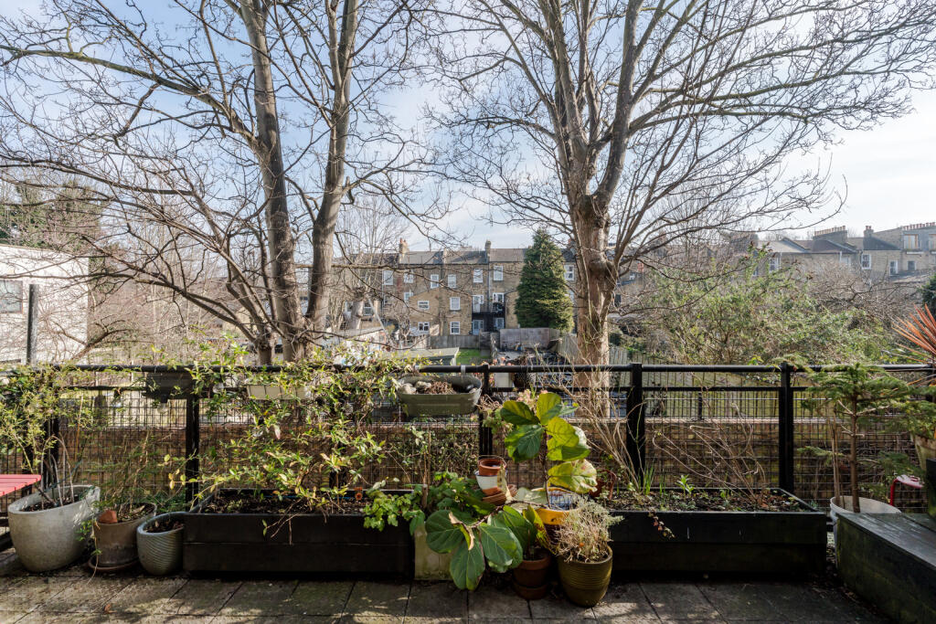 266801 - Flat 20, Pioneer Centre-19.jpg