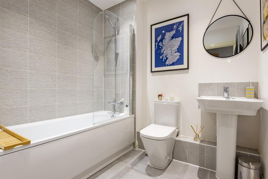 Family+bathroom