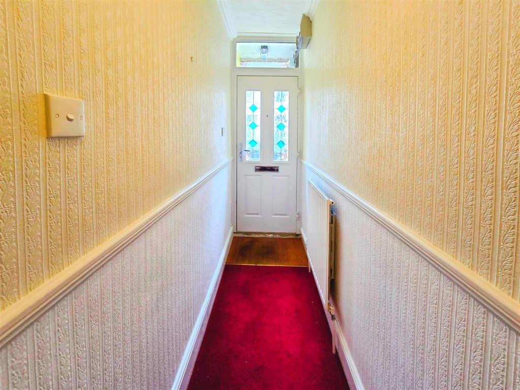 Queen-Street-Rushden-Terrace-home-best-estate-agen