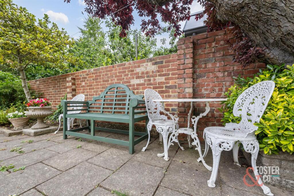 Raphael Road, 29-022.jpg