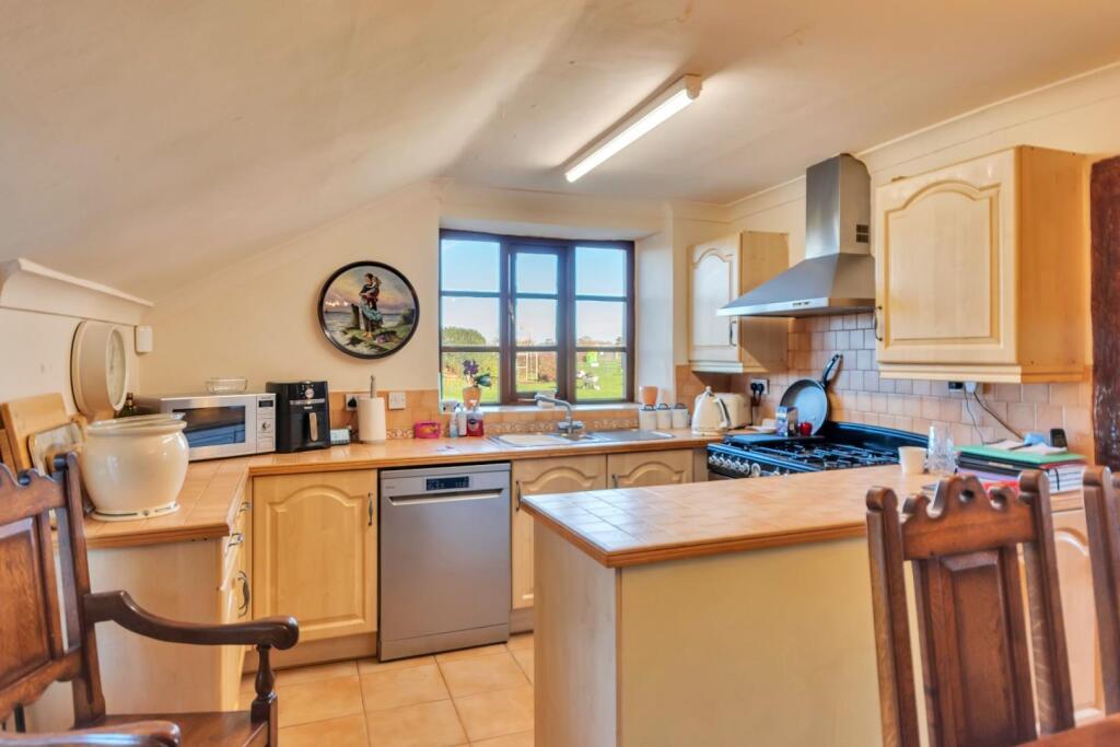 Kitchen.jpg
