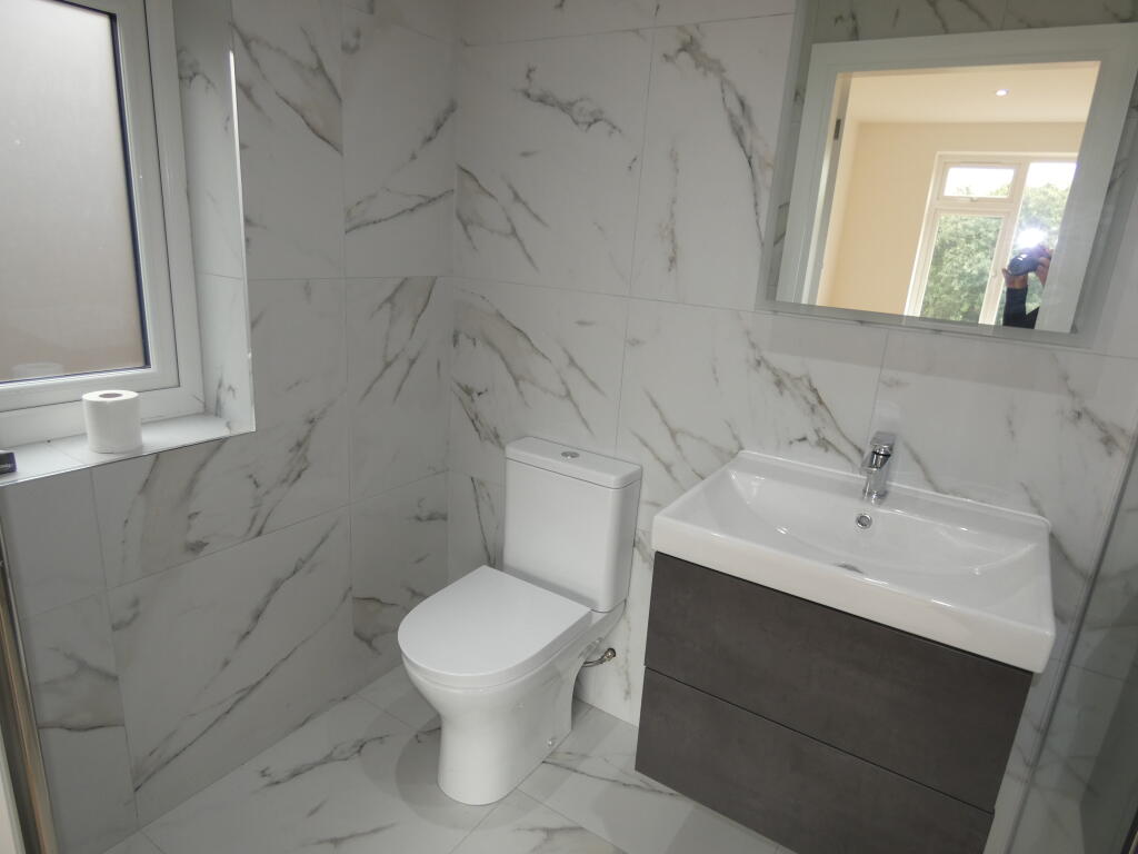 En-suite Bathroom