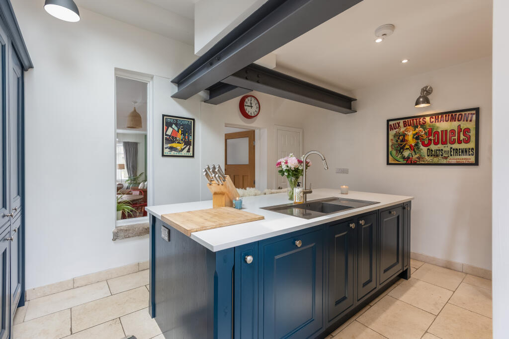 Westgate 116 Kitchen-6